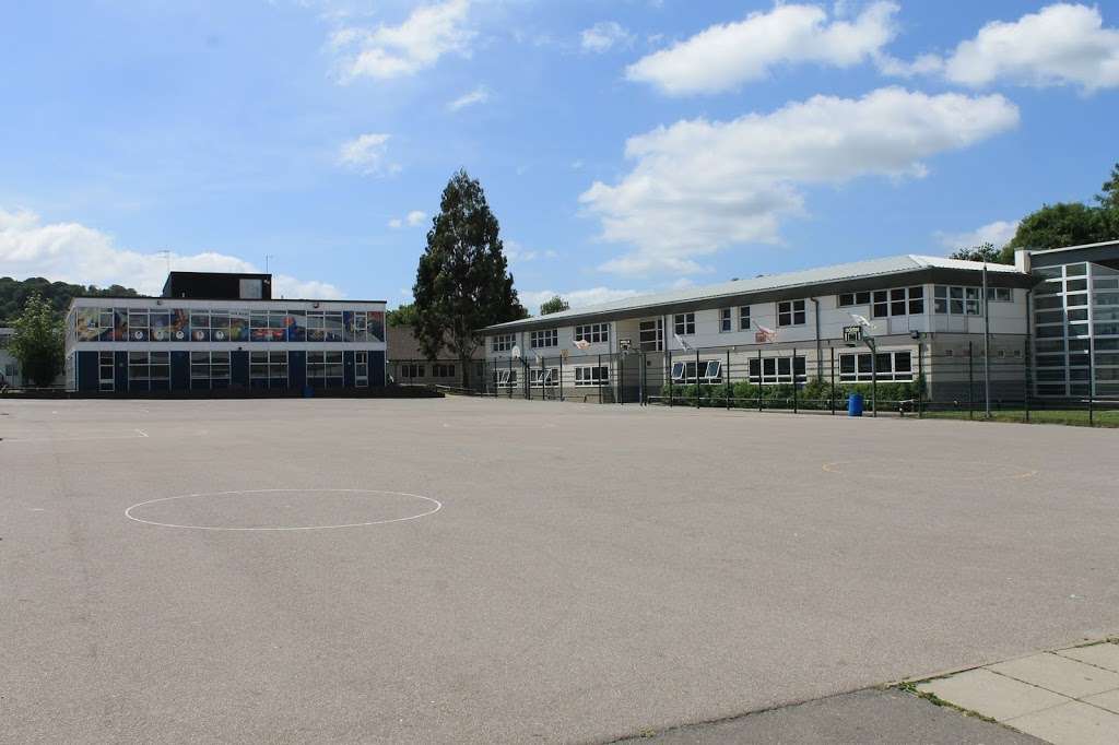 Leigh Academy Tonbridge building